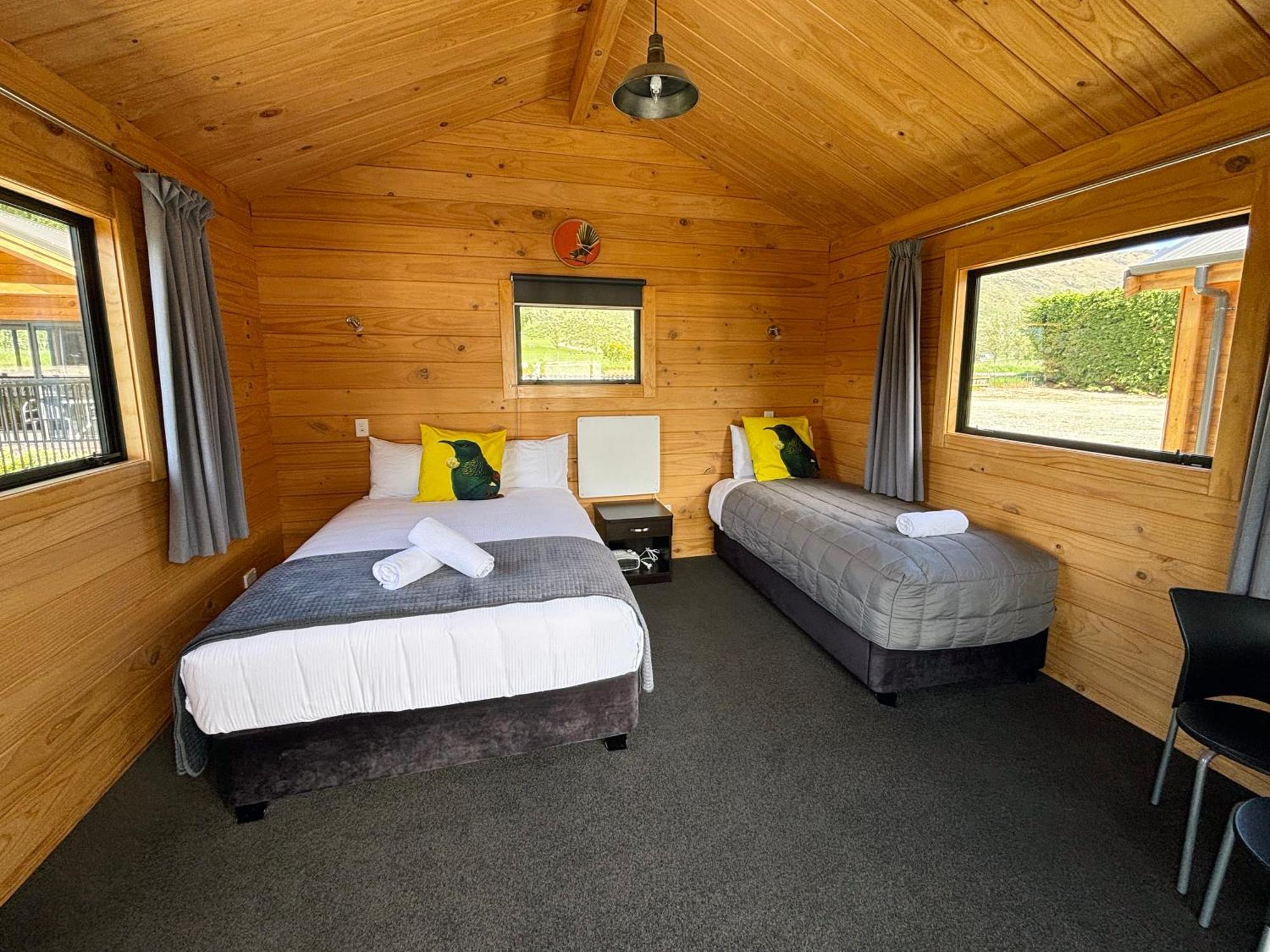 Kingston Top 10 Holiday Park Экстерьер фото